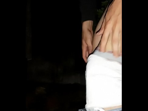 ❤️ Mi vecino saltó sobre mi muro de cuarentena ❌ Video de porno en es.verhentai.ru ❌️